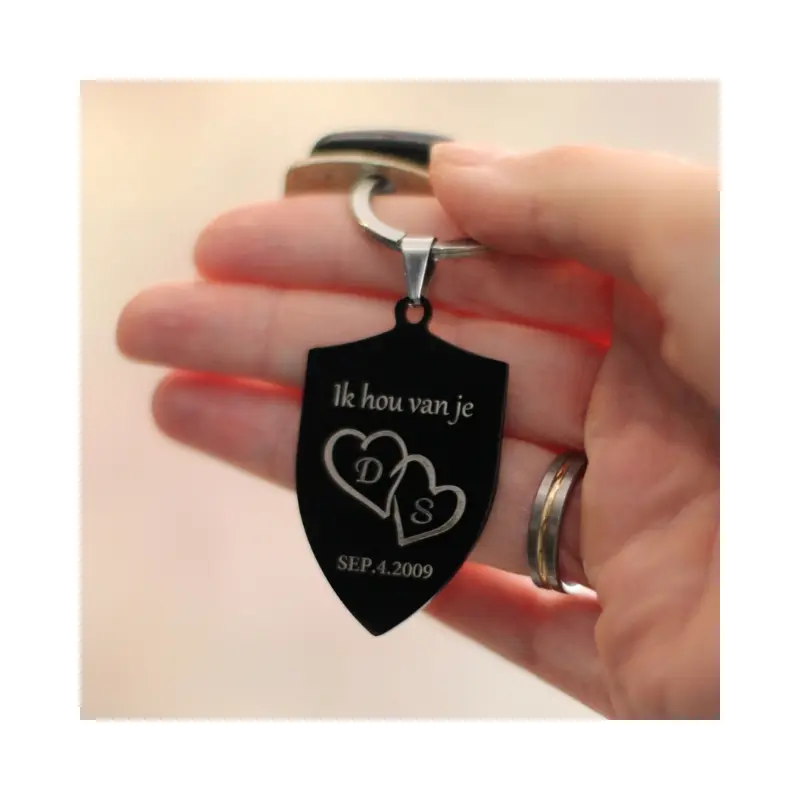 Sleutelhanger laten maken zwart